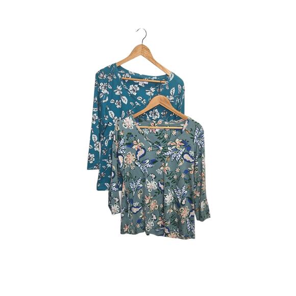 Chico's V-Neck floral 3/4 Sleeve Cotton tops bundle of 2 Size 2 - Picture 1 of 7